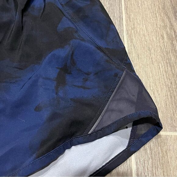 Women's All in Motion Blue & Black Floral Print Athletic Shorts - Picture 6 of 6